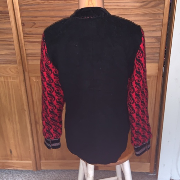 Vintage Nordic SCANDINAVIAN Hand-Embroidered Wool Coat by Samii. GAY ELLIS - Picture 5 of 13